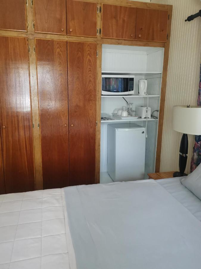 Eko Cozy Guest House St. John's Exterior foto